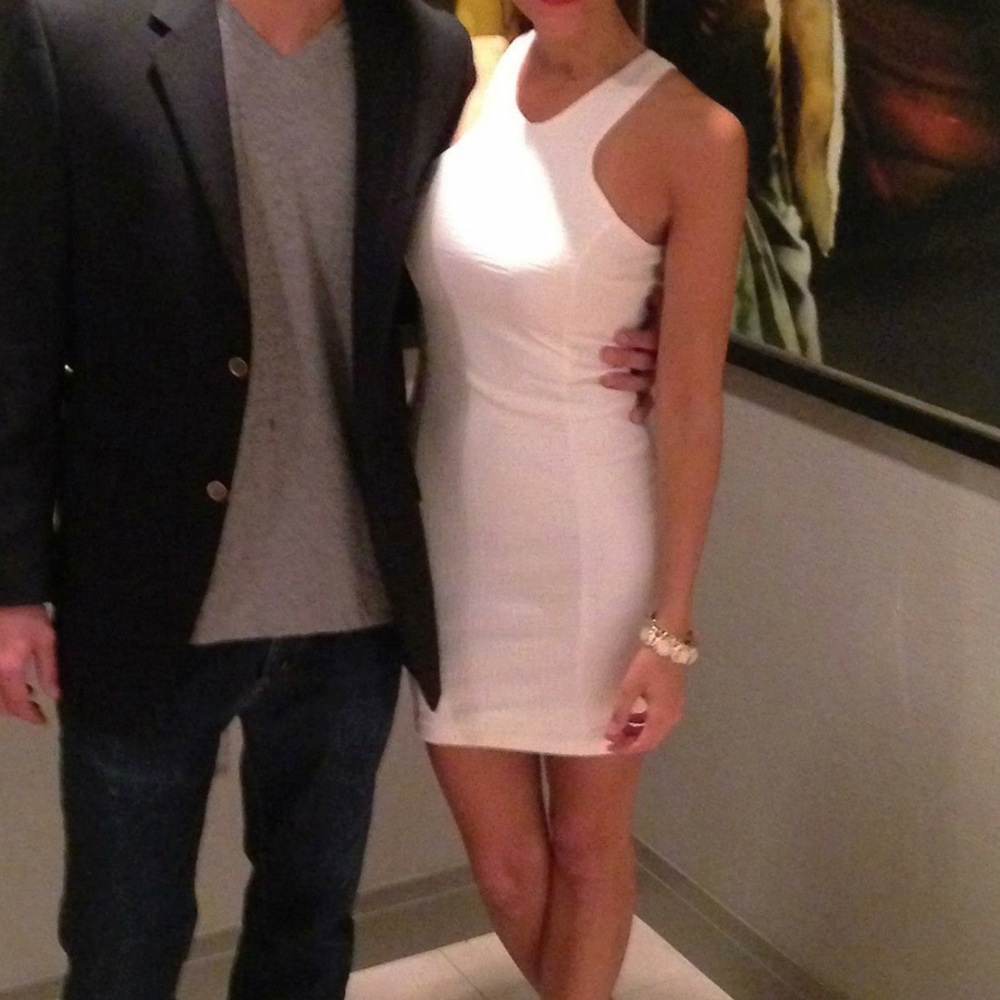 White bodycon dress
